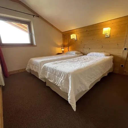 Cortina - 52 - Lumineux - 8 Pers Apartamento